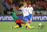 FUSSBALL WM 2010, VORRUNDE:  Kamerun - Holland
