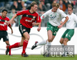 Fussball Bundesliga: Bremen - Leverkusen, Zweikampf