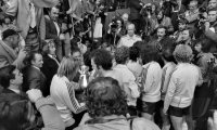 Fussball-EM 1972 Finale: Netzer, Beckenbauer mit Pokal