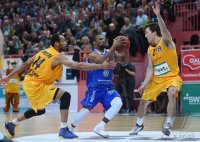 Basketball 1. Bundesliga 15/16 Hauptrunde: Walter Tigers Tuebingen - Basketball Loewen Braunschweig