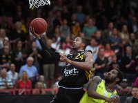 Basketball 1. Bundesliga 17/18 Hauptrunde: Walter Tigers Tuebingen - medi Bayreuth
