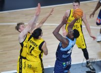 Basketball 2. Liga 21/22 Playoff Viertelfinale: Tigers Tuebingen - Eisbaeren Bremerhaven