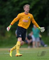 FUSSBALL 1. Bundesliga 2013/2014: Torwart Daniel Batz (SC Freiburg)