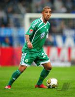 FUSSBALL, 1. BUNDESLIGA, 8. Spieltag: Wolfsburg, DEJAGAH Einzelaktion