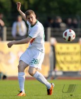 Fussball: 3. Liga,  Saison 2010/2011: SV Werder Bremen II, SCHINDLER am Ball