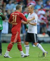 Fussball 1. Bundesliga 2011/2012:  Bastian Schweinsteiger (FC Bayern Muenchen) und Arjen Robben (FC Bayern Muenchen)