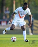 Fussball: 3. Liga,  Saison 2010/2011: SV Werder Bremen II - Dynamo Dresden