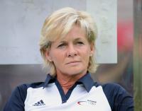 FUSSBALL  Olympia 2008   Vorrunde  Frauen Korea  DVR  - Deutschland