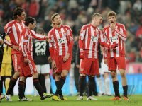 Fussball 1. Bundesliga  Saison 2010/2011: FC Bayern Muenchen  - 1. FC Kaiserslautern
