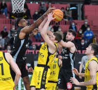 Basketball 2. Bundesliga 2021/2022: Tigers Tuebingen - Nuernberg Falcons