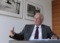 Fussball  International:  Richter Hans-Joachim Eckert (Deutschland)