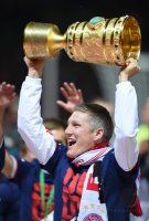 Fussball Pokalfinale 13/14: JUBEL Bastian Schweinsteiger (FC Bayern Muenchen)
