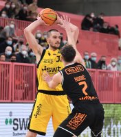 Basketball 2. Bundesliga 2021/2022: Tigers Tuebingen - wiha Panthers Schwenningen