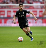 Fussball 1. Bundesliga  Saison  2025/2026  28. Spieltag SC Freiburg - FC Bayern Muenchen