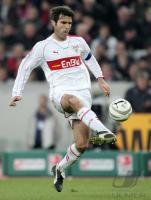 Fussball 1. Bundesliga: Stuttgart, SOLDO Einzelaktion am Ball