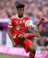 Fussball 1. Bundesliga Saison 21/22: FC Bayern Muenchen - VfB Stuttgart