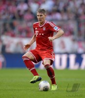 Fussball  1. Bundesliga  13/14: Bastian Schweinsteiger (FC Bayern Muenchen)