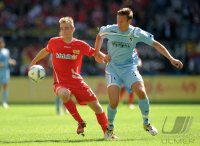 2. Fussball Bundesliga:  Christoph Menz (li,  1. FC Union Berlin) gegen Manuel Schaeffler (re, 1860 Muenchen)