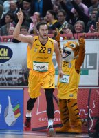 Basketball 1. Bundesliga 15/16 Hauptrunde: Walter Tigers Tuebingen - Basketball Loewen Braunschweig