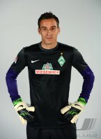 Fussball 1. Bundesliga, Saison 2012/2013, Werder Bremen: Raphael WOLF im exklusiven Pressefoto ULMER Fotoshooting