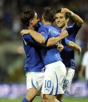 Fussball International EM 2012-Qualifikation:  Jubel Riccardo Montolivo , Antonio Cassano , Giuseppe Rossi (v. li. Italien)