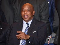 Fussball International  FIFA Ballon d Or 2015: Mosima Gabriel Tokyo Sexwale (Suedafrika)