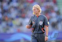 Fussball Frauen FIFA U 20  WM  2008  Schriedsrichterin Steinhaus (GER)