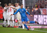 Fussball 1. Bundesliga Saison 18/19: FC Bayern Muenchen - FC Augsburg