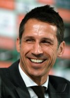 Fussball, 1. Bundesliga Saison 2013/2014: SV Werder Bremen stellt Robin Dutt als neuen Trainer vor