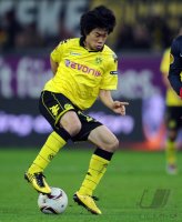 Fussball: Euroa League, Saison 2010/2011: Dortmund, KAGAWA am Ball