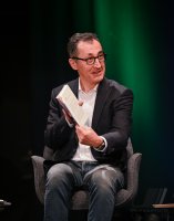 Moderiert von Minister Cem Oezdemir
