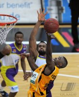 Basketball  1. Bundesliga  11/12: Walter Tigers Tuebingen - Phoenix Hagen