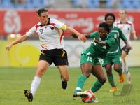FUSSBALL  Olympia 2008   Vorrunde  Frauen   Nigeria - Deutschland