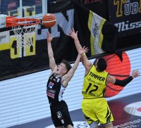 Barmer 2. Basketball Bundesliga  18/19: Tigers Tuebingen - Artland Dragons