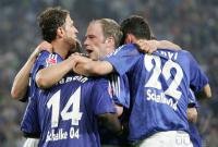 Fussball 1. Bundesliga: Schalke - Bielefeld, Schalker Jubel n. 1:0