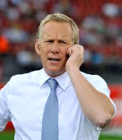 Fussball CHL  Saison 2011/2012:  Moderator Johannes B. Kerner