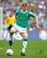 Fussball 1. Bundesliga: Bremen, MERTESACKER Einzelaktion