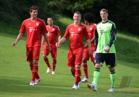 Fussball 1. Bundesliga 2012/2013:  Fototermin beim  FC Bayern Muenchen