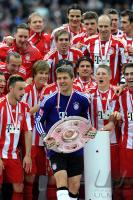 Fussball 1. Bundesliga: Holger Badstuber, Torwart Hans Joerg Butt, Mario Gomez, Bastian Schweinsteiger Hamit Altintop (v. li., FCB)