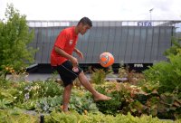 Beachsoccer Nationalteam von Tahiti besucht die FIFA