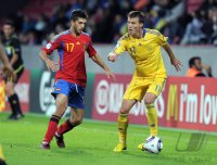 Fussball U21-Europameisterschaft 2011:  Didac Vila Rosello (li, Spanien) gegen Andriy Yarmolenko (re, Ukraine)
