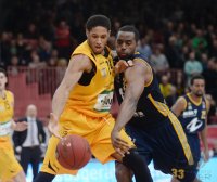 Basketball 1. Bundesliga 14/15 Hauptrunde: Walter Tigers Tuebingen - Alba Berlin