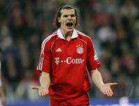 Fussball 1. BL Bayern-Bremen; Zweikampf