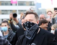 Tesla-Chef Elon Musk besucht Biopharma-Unternehmen Curevac