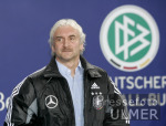 FUSSBALL  Lnderspiel Teamchef Rudi Vller