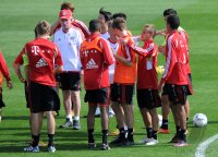 Fussball 1. Bundesliga 11/12: FC Bayern Muenchen Training in Doha