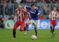 Fussball DFB Pokal 10/11:  FC Bayern Muenchen - FC Schalke 04