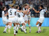 FUSSBALL  Olympia 2008   Viertelfinale Halbfinale Frauen  Japan - USA