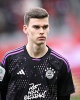 Fussball UEFA Youth League 23/24:  FC Bayern Muenchen - Olympiakos Piraeus