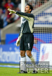 FUSSBALL 1. Bundesliga: Frankfurt, NIKOLOV zeigend